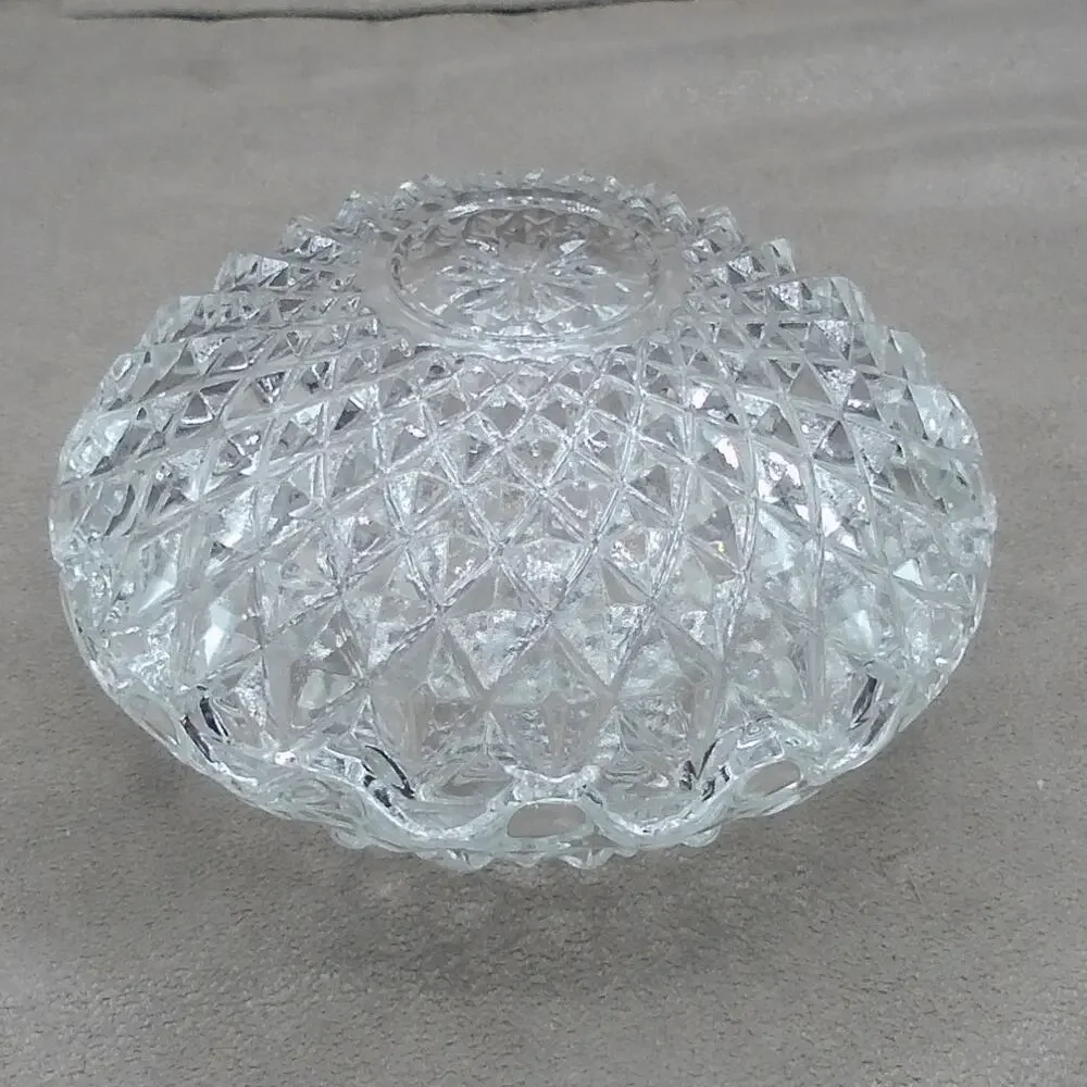 Covetro Trinket Clam Shell Box Diamond Pattern Vintage Italy Clear Glass MCM